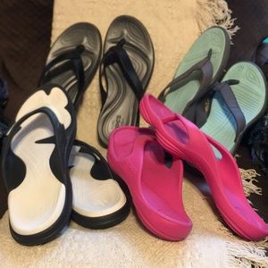 4 pc Lot Of Crocs Size 8 Women’s